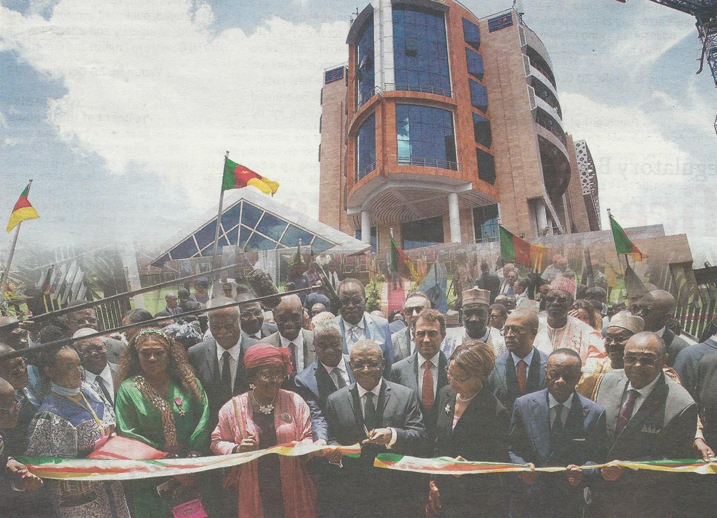 Le Premier Ministre inaugure l’immeuble siège de l’ART à Yaoundé